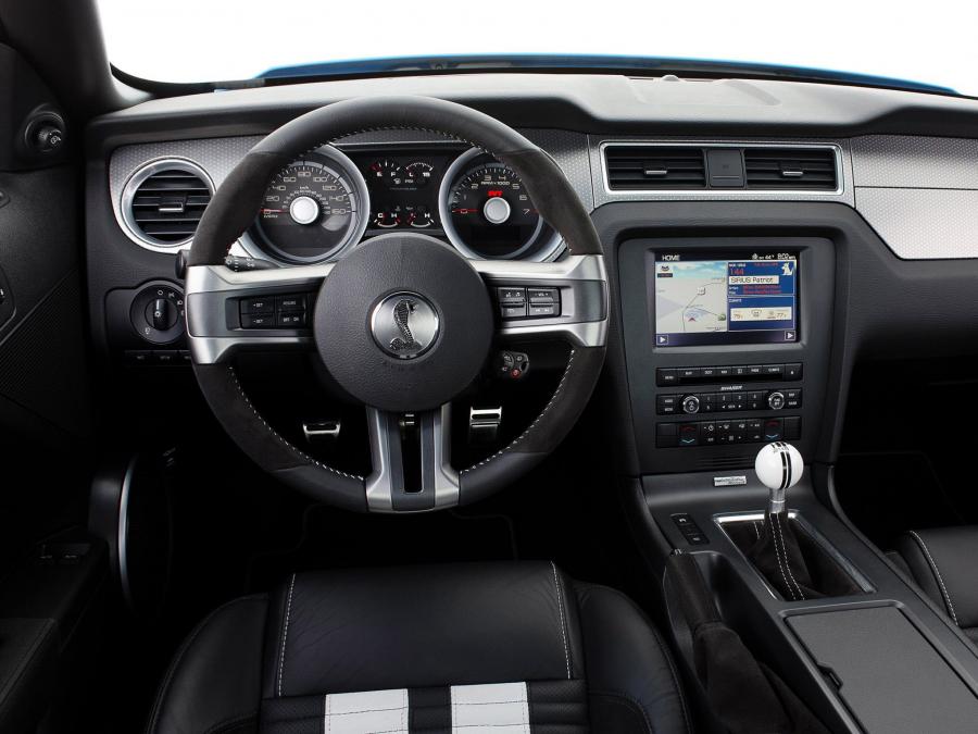  Shelby GT500 2009 года  (фото 20 из 21)